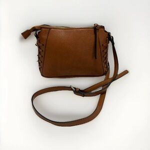 Elegant Brown Vegan PU Faux Leather Crossbody Bag with Rich Texture Medium